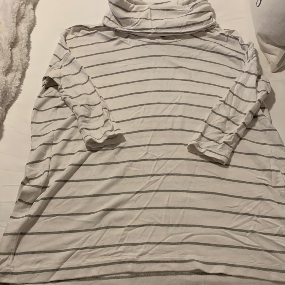 Lou & Grey Turtleneck White / Grey Striped 3/4 length Sweatshirt/Sweater —SIZE S
